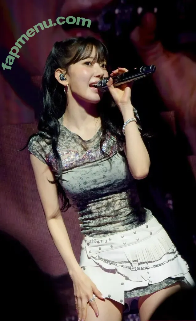 Sakura Miyawaki 宮脇 咲良 nude photo #0270 (39saku_chan / LESSERAFIM)