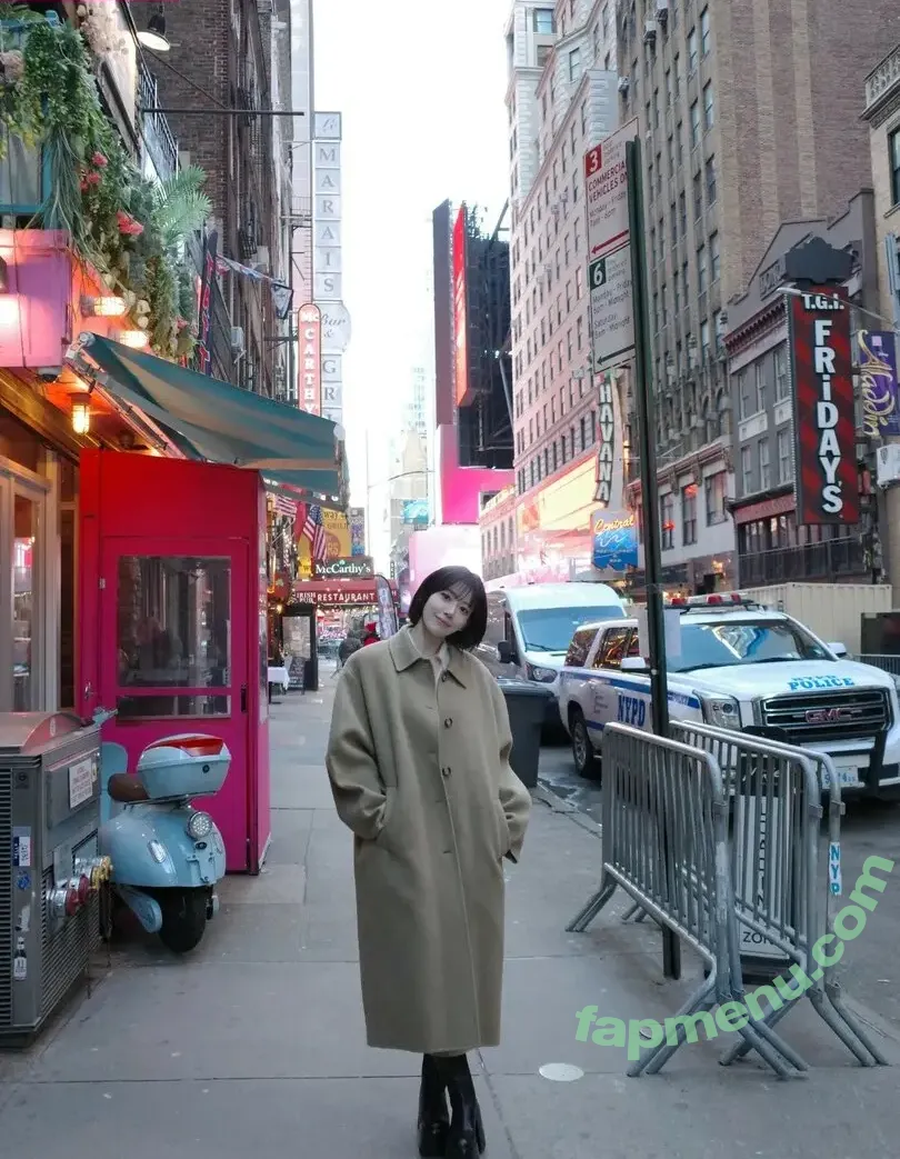 Sakura Miyawaki 宮脇 咲良 nude photo #0317 (39saku_chan / LESSERAFIM / SakuLe_Sserafim)