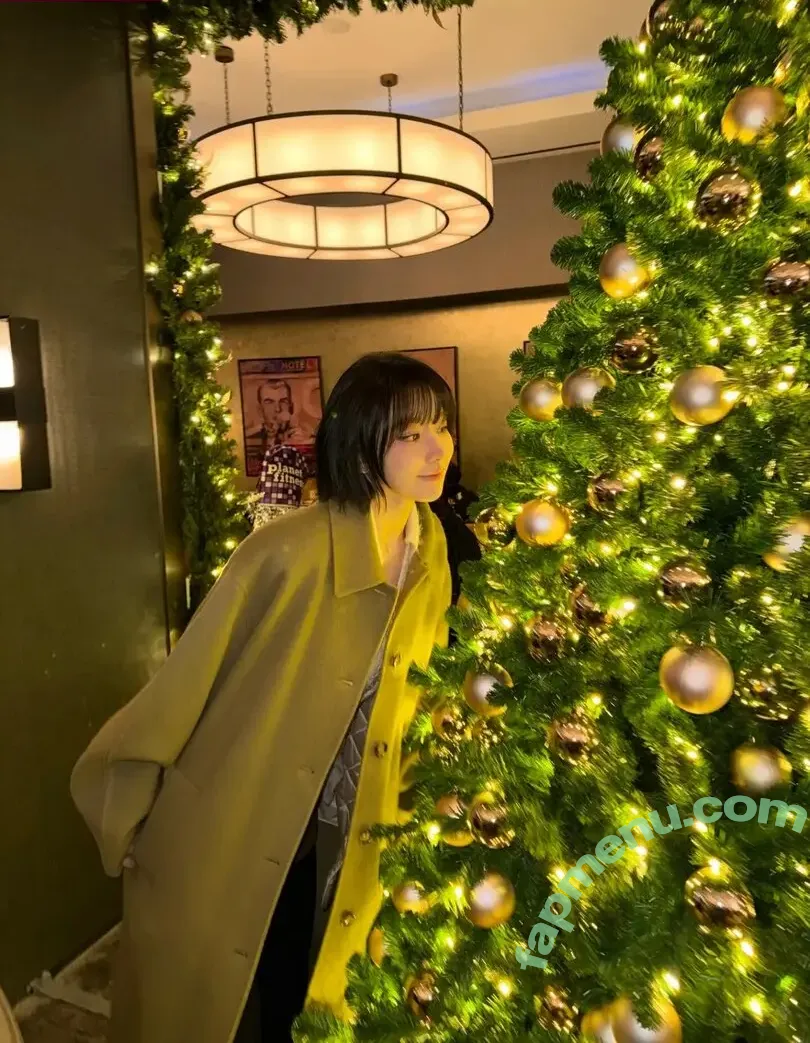 Sakura Miyawaki 宮脇 咲良 nude photo #0324 (39saku_chan / LESSERAFIM / SakuLe_Sserafim)