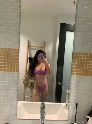 sakuratheforbiddenfruit / cherrybeen / zlightskin nude photo #0006