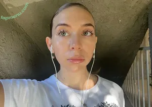 Salah Jeffries / seemaje nude photo #0036