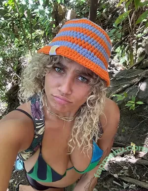 salahoftv / salah.brooks nude photo #0029