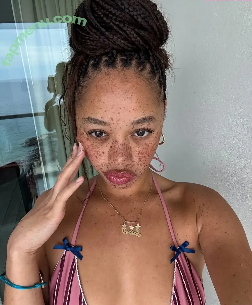 Salem Mitchell nude photo #0028 (nonsalemwitch / salemmitchell)