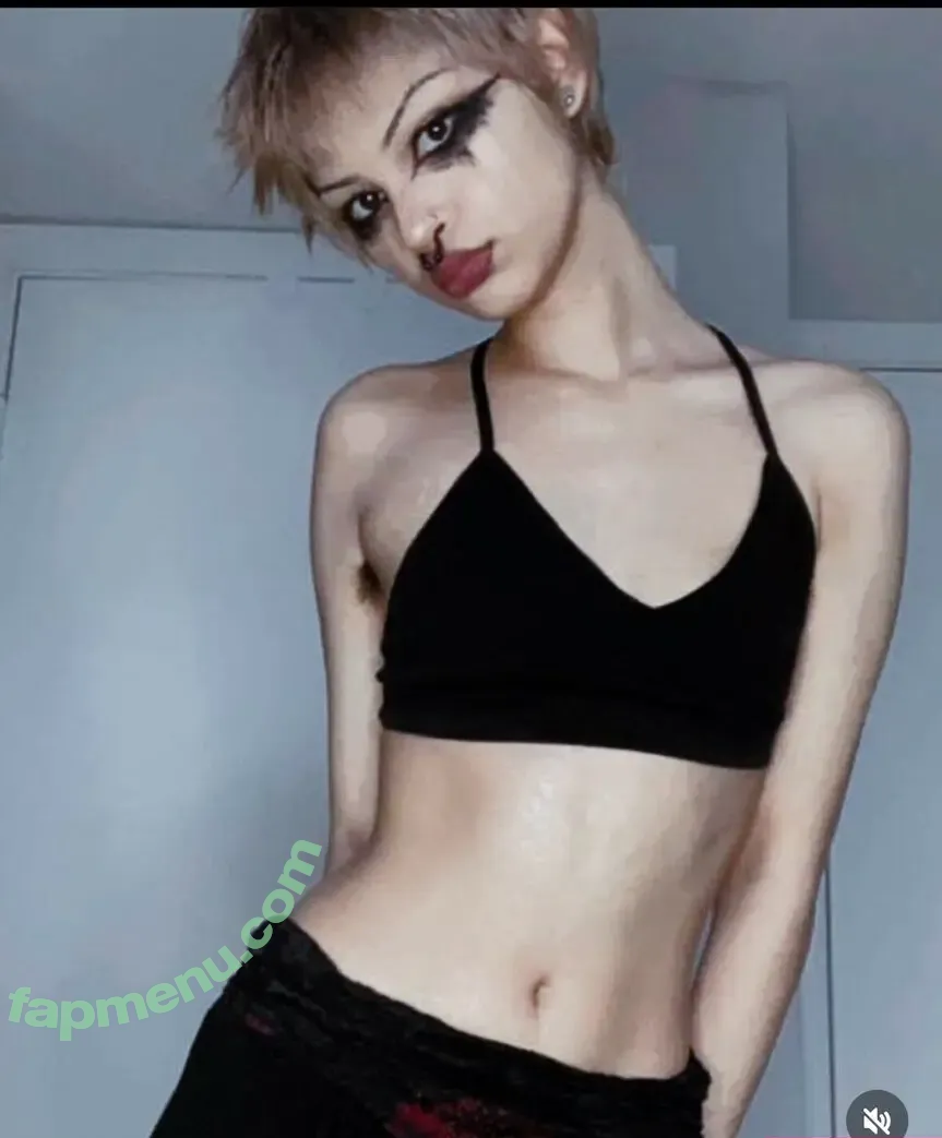 salemscult nude photo #0005 (salems_cult / salemscultvip)