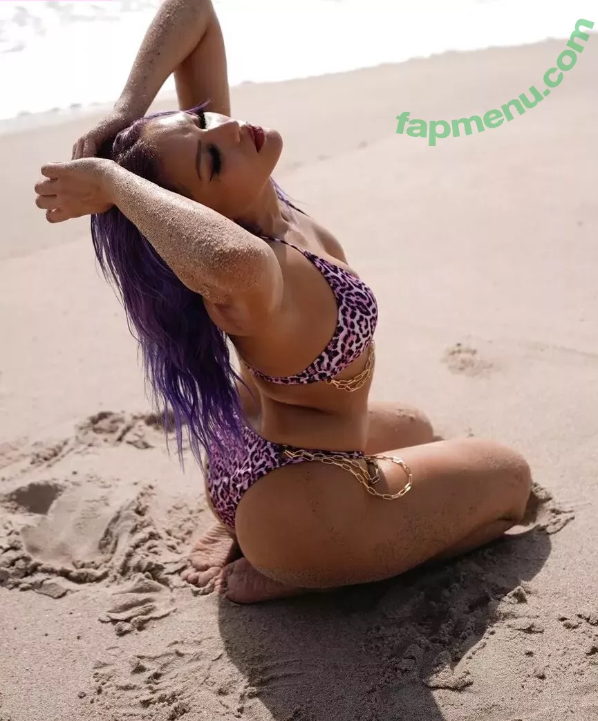 Salina De La Renta nude photo #0044 (notfriends / salinadelarenta)