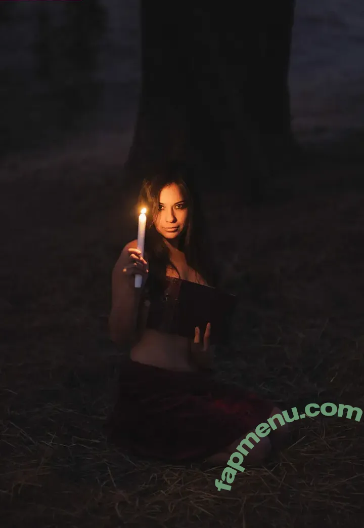 Sally Calle nude photo #0004 (sallys_world_ / u50995272)