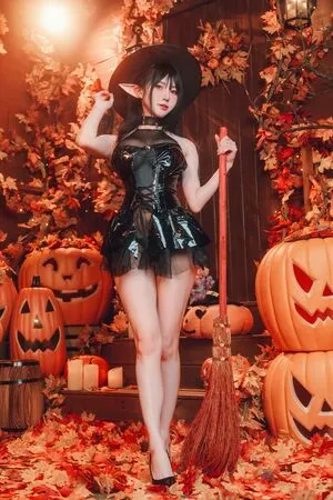 Sally Dorasnow / iamdorasnow nude photo #2353