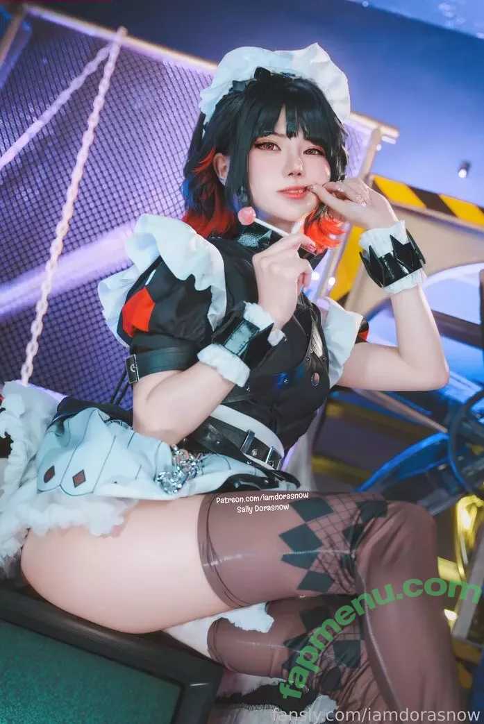 Sally Dorasnow nude photo #2221 (iamdorasnow)
