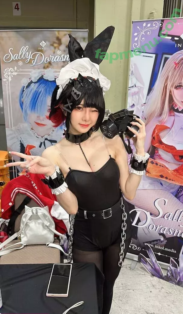 Sally Dorasnow nude photo #2228 (iamdorasnow)