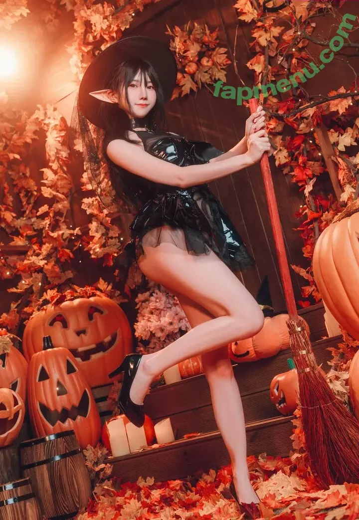 Sally Dorasnow nude photo #2355 (iamdorasnow)