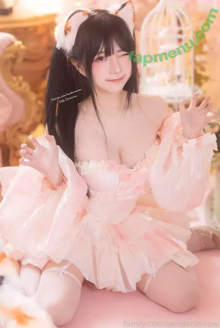 Sally Dorasnow nude photo #2369 (iamdorasnow)