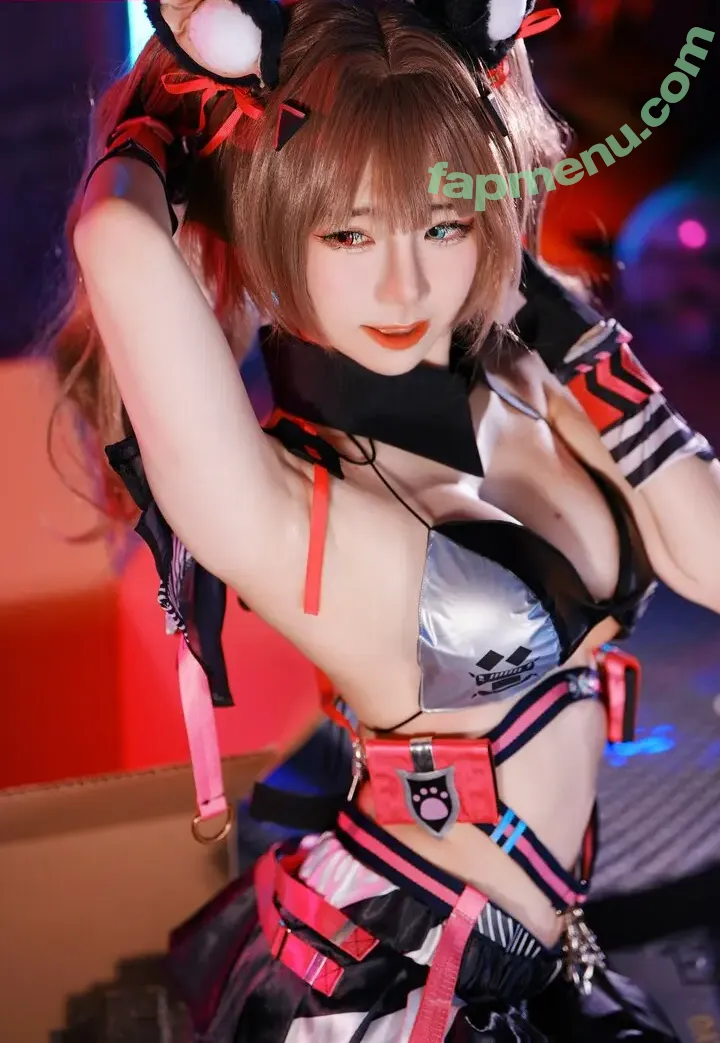 Sally Dorasnow nude photo #2814 (iamdorasnow)