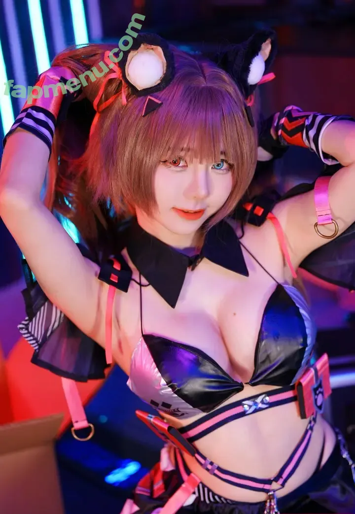 Sally Dorasnow nude photo #2815 (iamdorasnow)