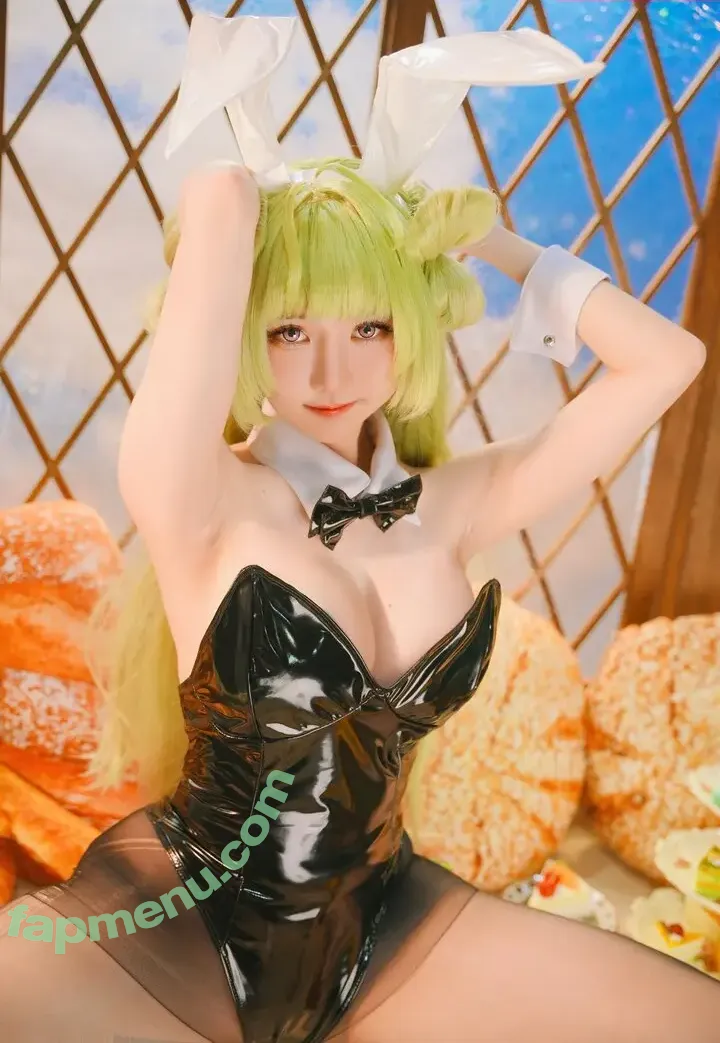 Sally Dorasnow nude photo #3150 (iamdorasnow)