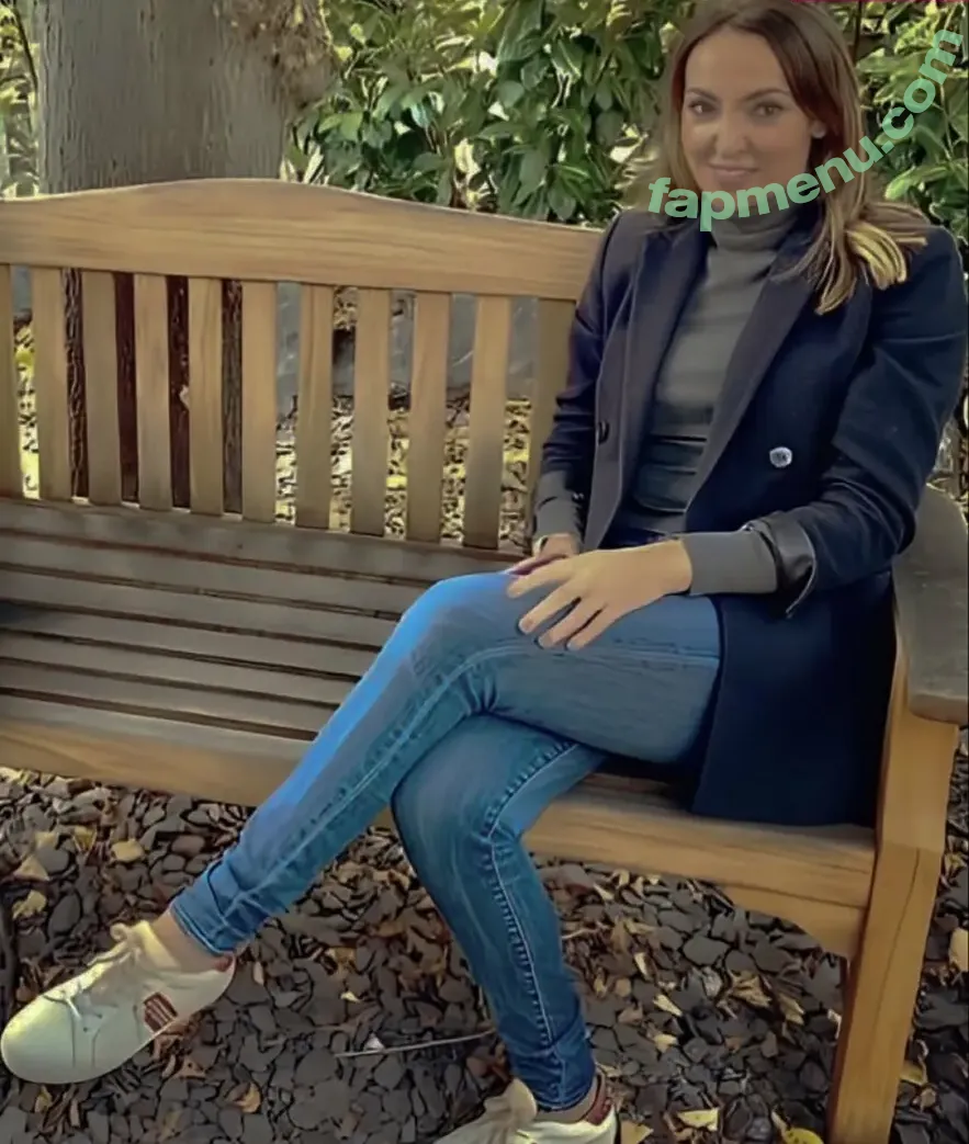 Sally Nugent nude photo #0137 (sallynugenttv)