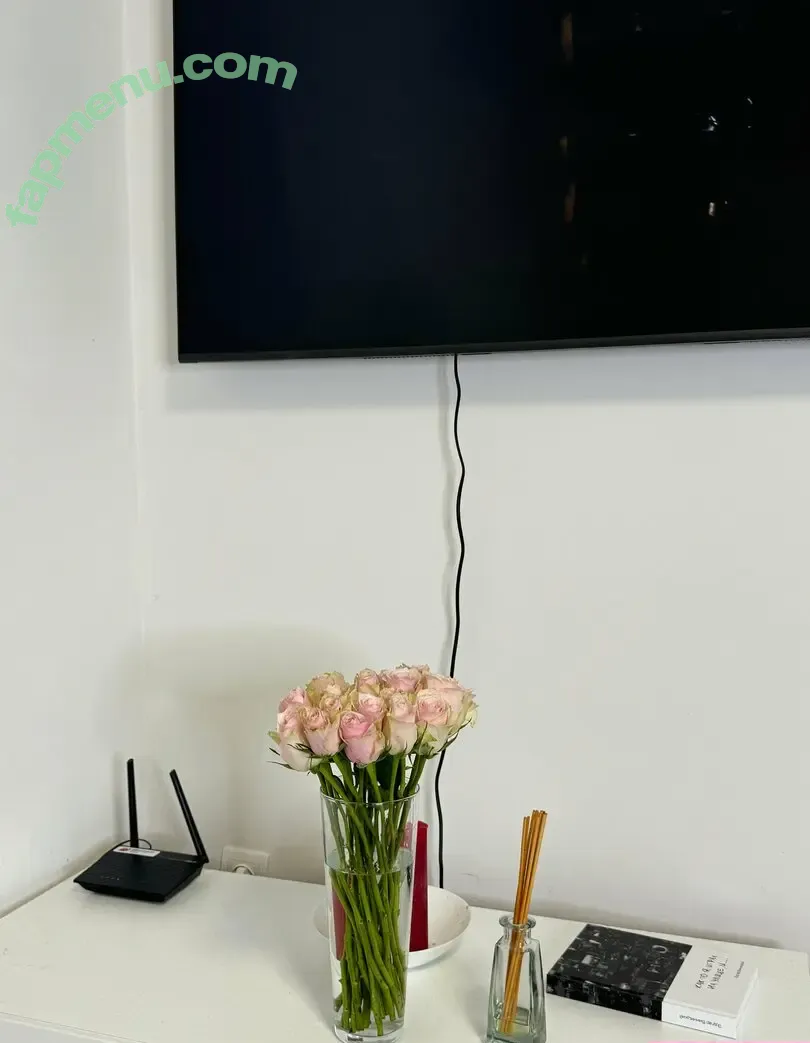 sally-ride nude photo #0060 (angelina.meow / angelina_kitty / sally_ride / sally_ride_es)