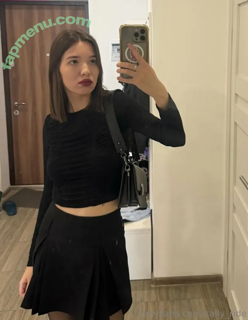 sally-ride nude photo #0068 (angelina.meow / angelina_kitty / sally_ride / sally_ride_es)