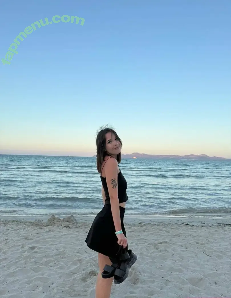 sally-ride nude photo #0072 (angelina.meow / angelina_kitty / sally_ride / sally_ride_es)