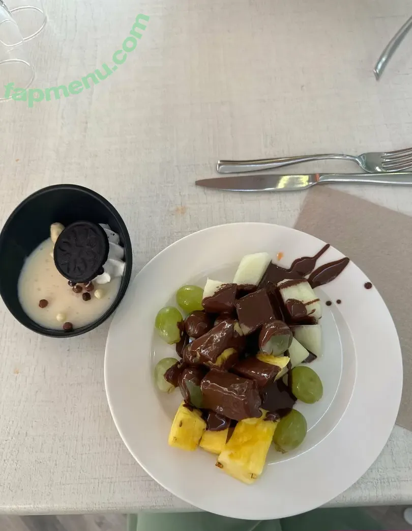 sally-ride nude photo #0092 (angelina.meow / angelina_kitty / sally_ride / sally_ride_es)