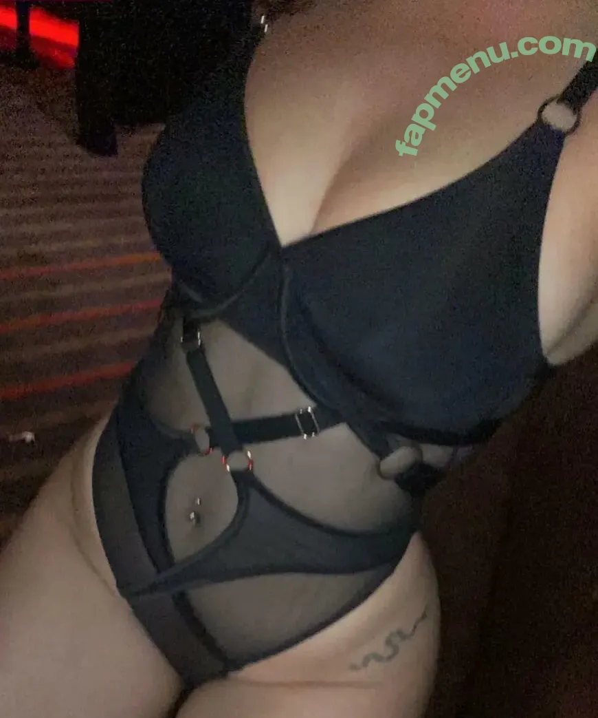 Sally Wilson nude photo #0023 (_sallywilson_)