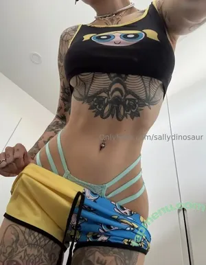 Sallydinosaur nude photo #0065