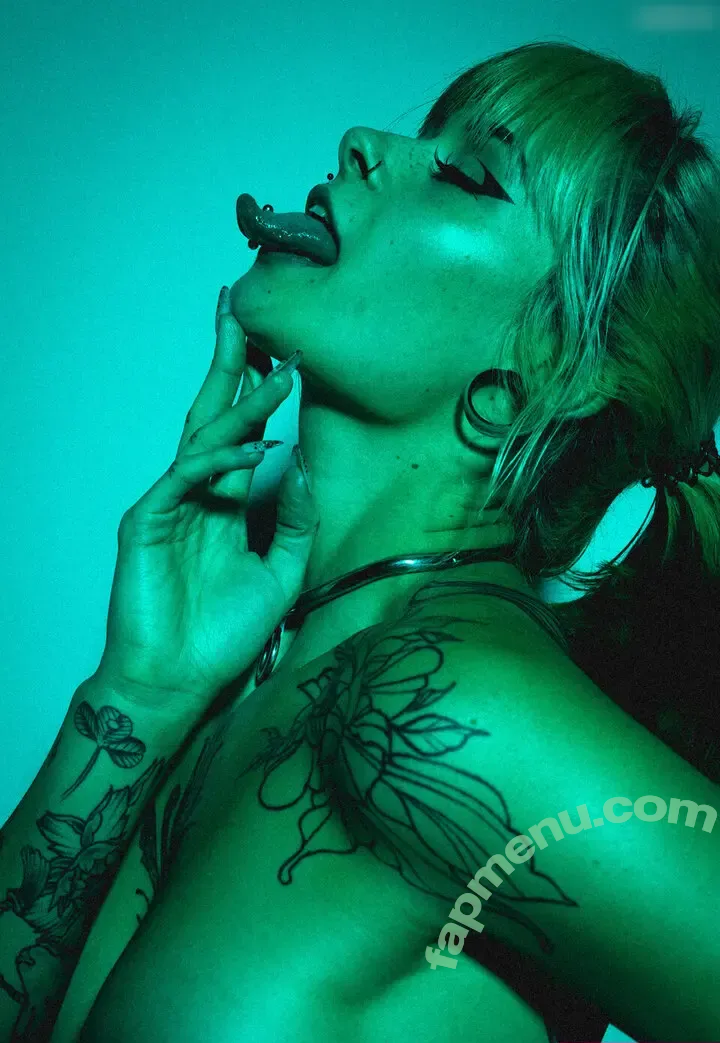 Sallydinosaur nude photo #0062 (Sallydinosaur)