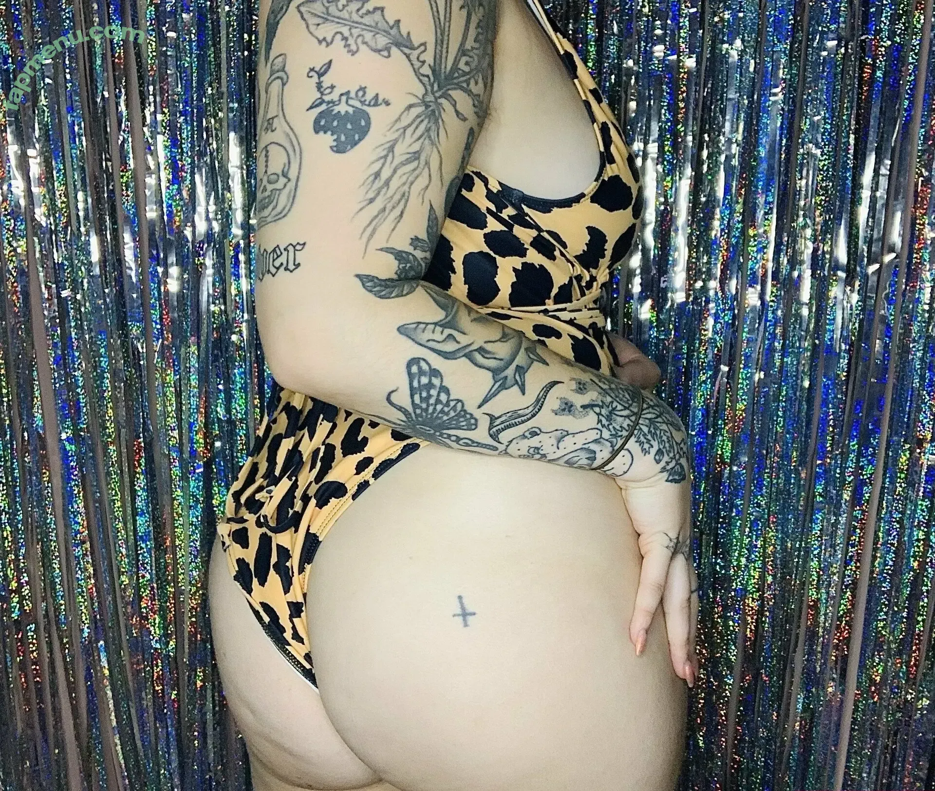 sallymcknight69 nude photo #0008 (sally.moon69)