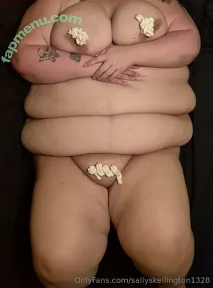 sallyskellington1328 / tommy_tc21 nude photo #0153