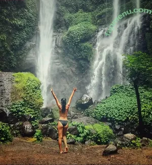 Salma Abu Deif / salmaabudeif nude photo #0003