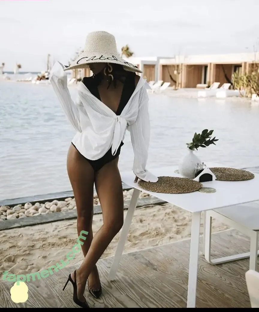 Salma Abu Deif nude photo #0039 (salmaabudeif)
