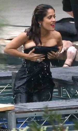 Salma Hayek / salmahayek nude photo #2944