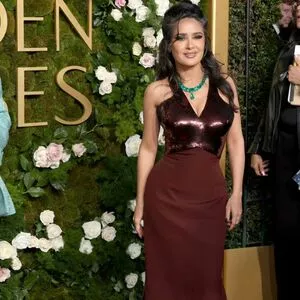 Salma Hayek / salmahayek nude photo #3442