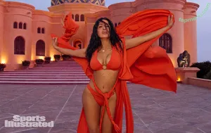 Salma Hayek / salmahayek nude photo #3659