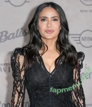 Salma Hayek / salmahayek nude photo #3750
