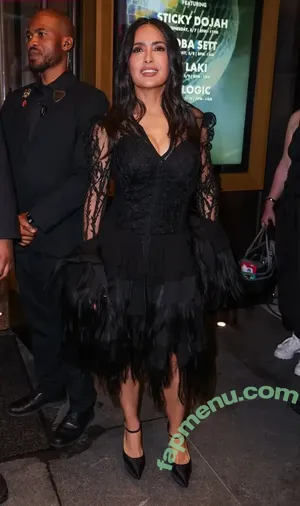 Salma Hayek / salmahayek nude photo #3755