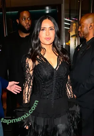 Salma Hayek / salmahayek nude photo #3757