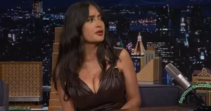 Salma Hayek / salmahayek nude photo #3825