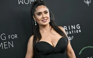 Salma Hayek / salmahayek nude photo #3904