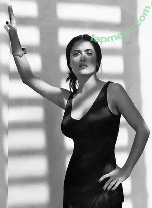 Salma Hayek / salmahayek nude photo #3972