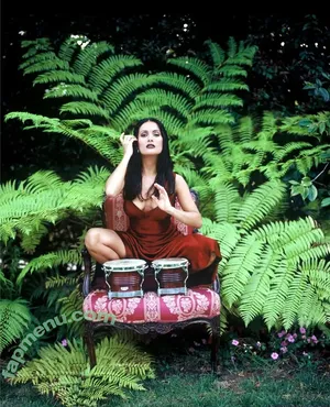 Salma Hayek / salmahayek nude photo #3996