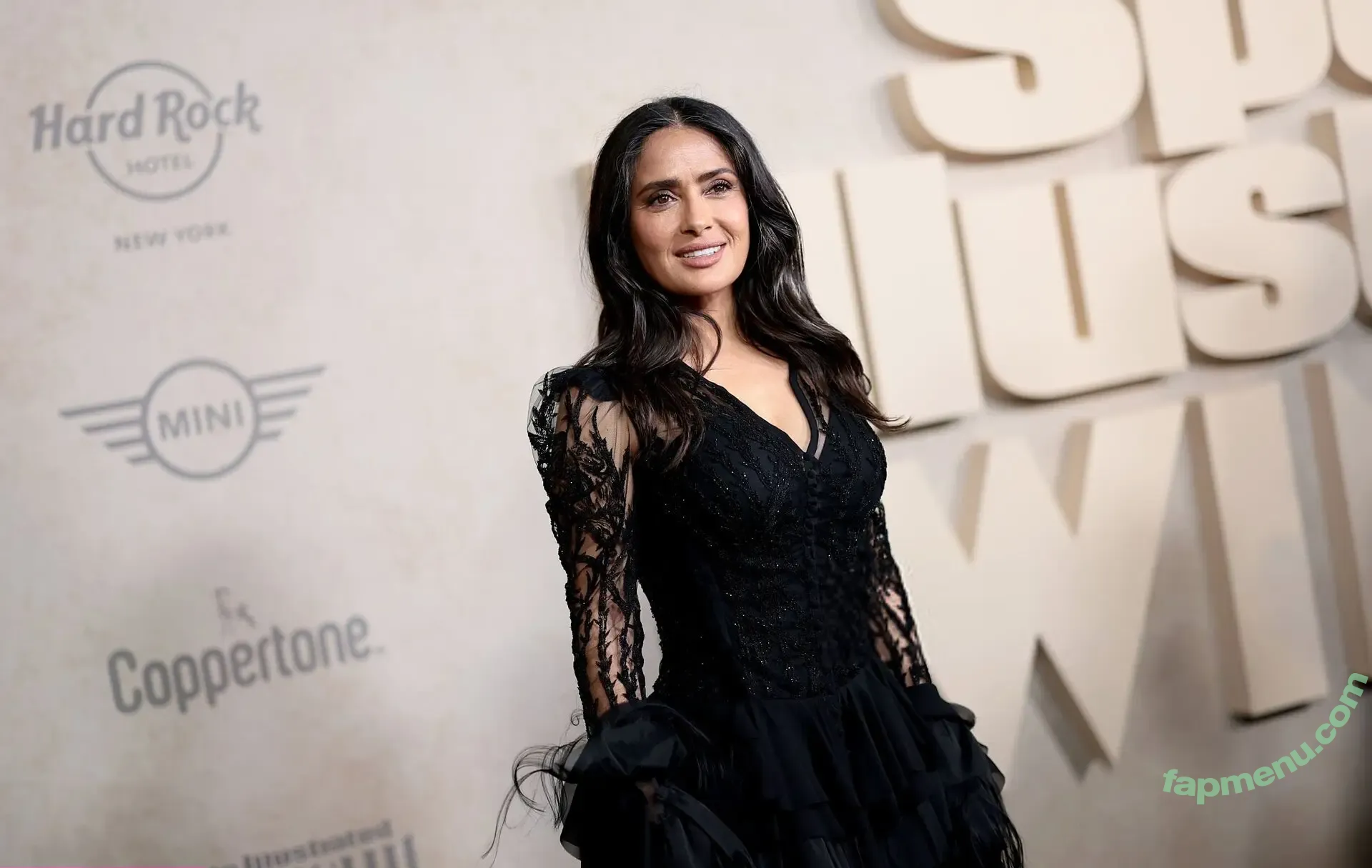 Salma Hayek nude photo #3792 (salmahayek)