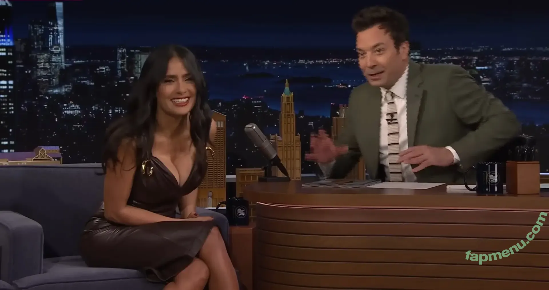 Salma Hayek nude photo #3812 (salmahayek)