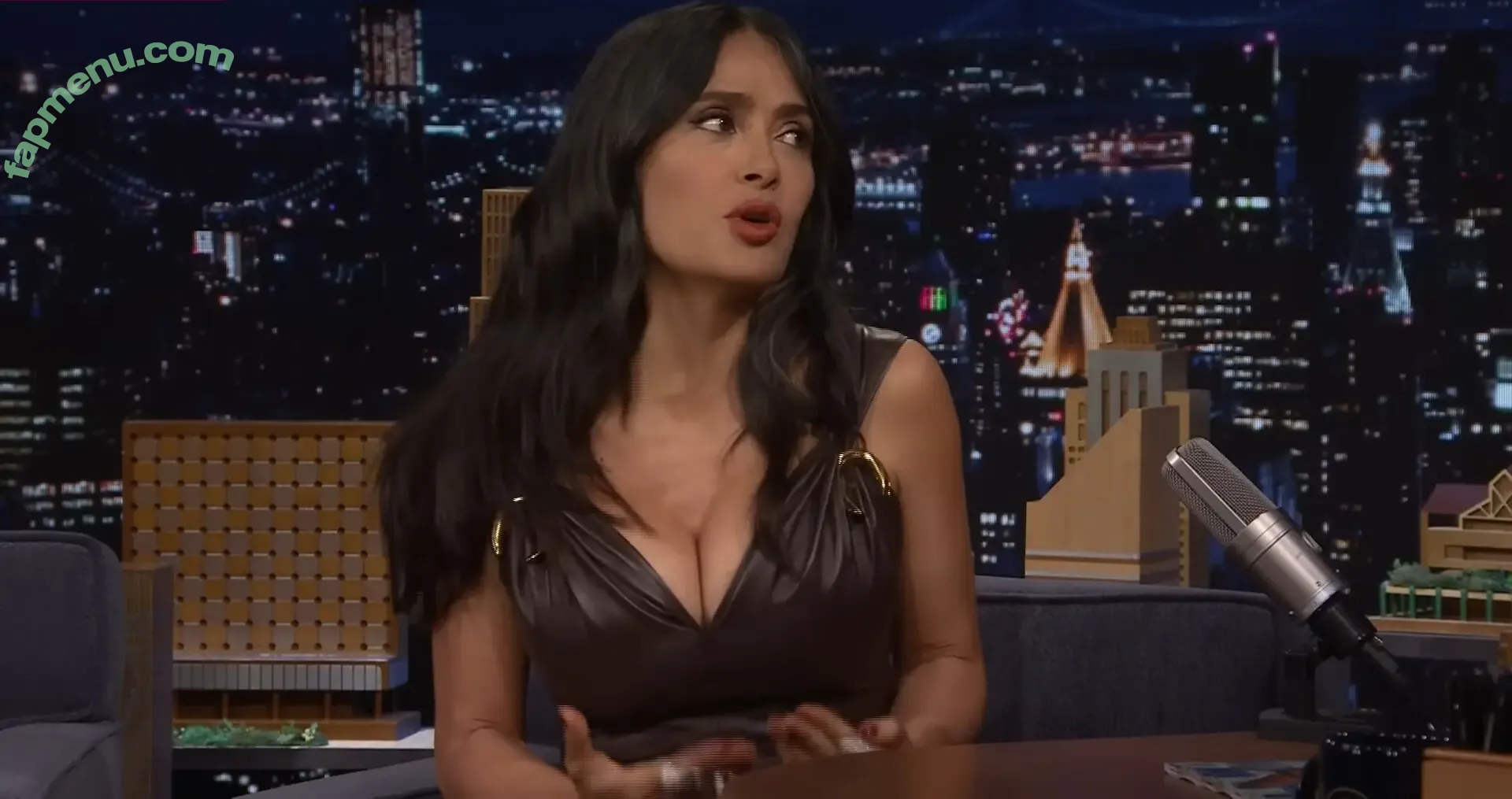 Salma Hayek nude photo #3816 (salmahayek)