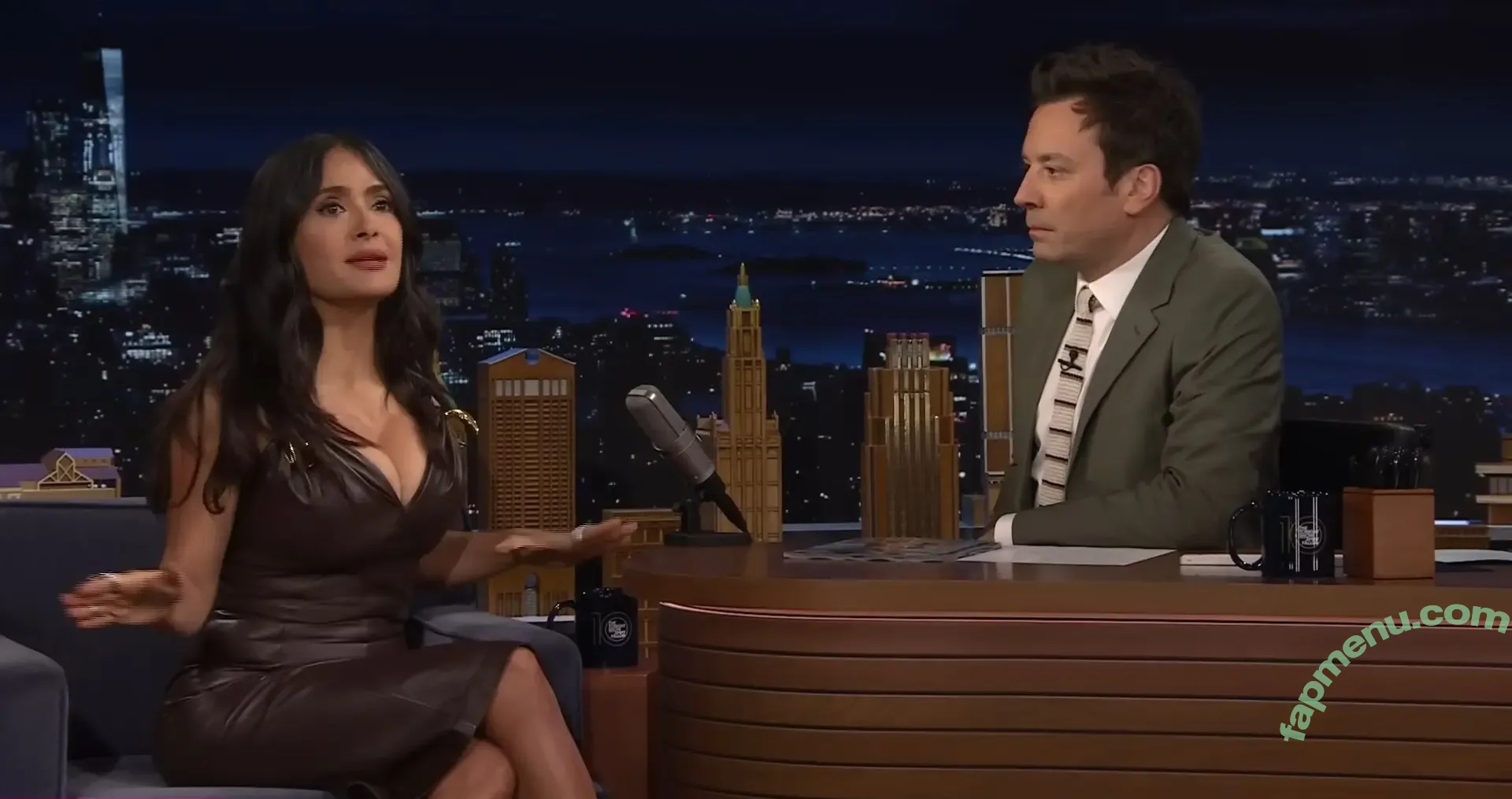 Salma Hayek nude photo #3818 (salmahayek)