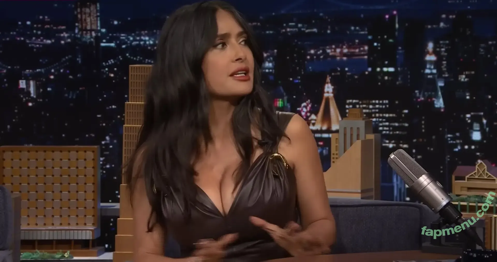 Salma Hayek nude photo #3824 (salmahayek)