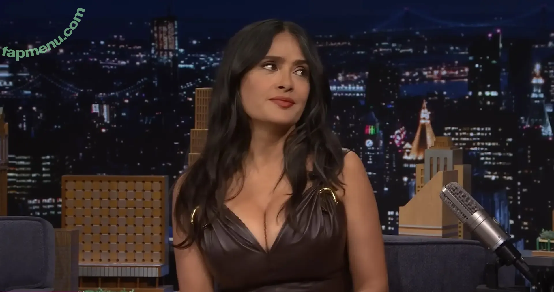 Salma Hayek nude photo #3826 (salmahayek)