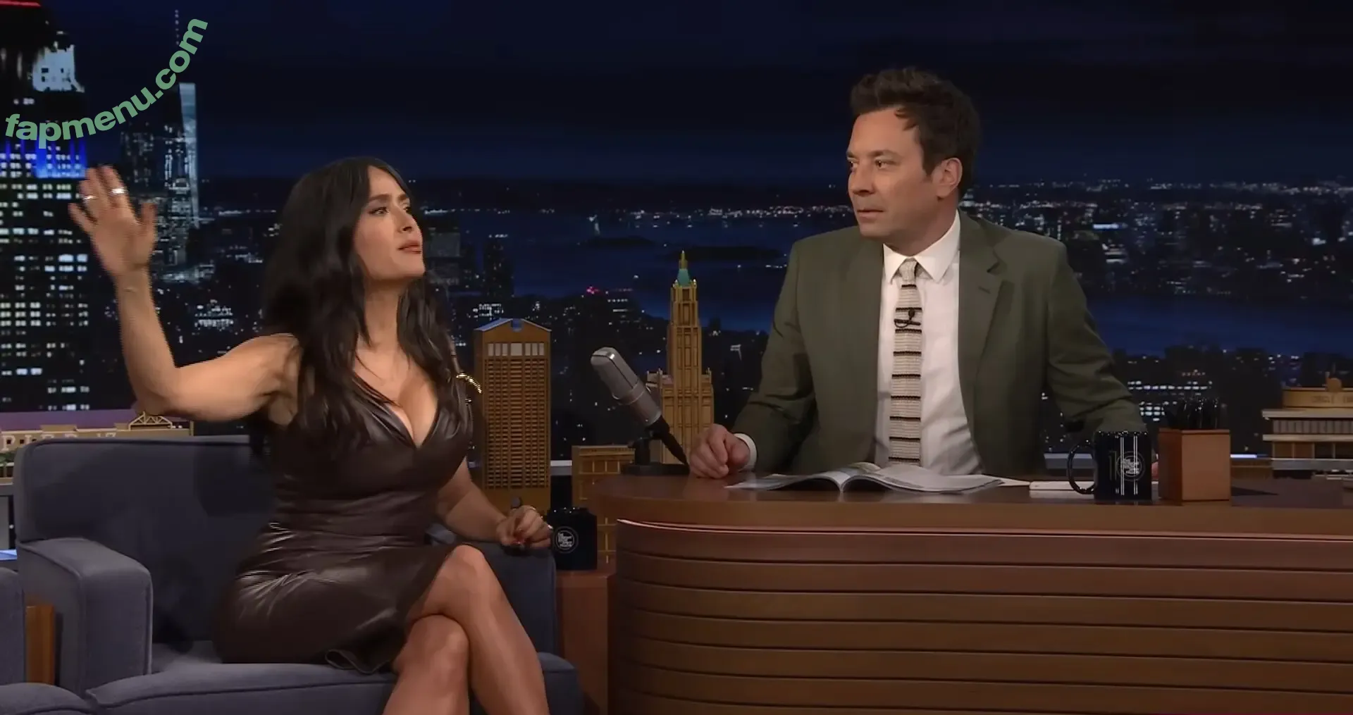 Salma Hayek nude photo #3829 (salmahayek)