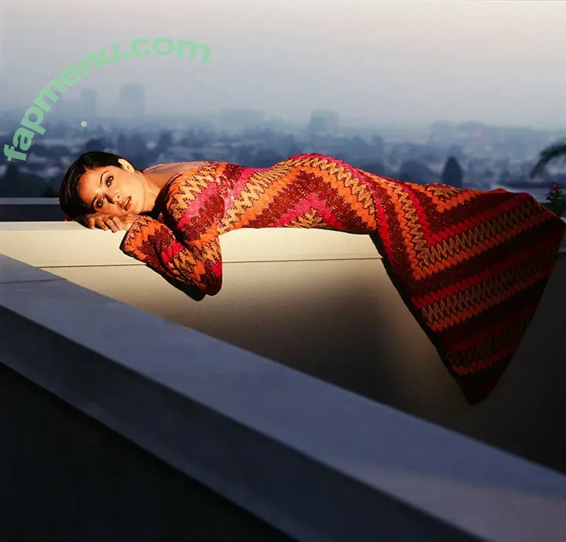Salma Hayek nude photo #3943 (salmahayek)