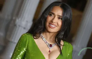 Salma Hayek / salmahayek nude photo #4004