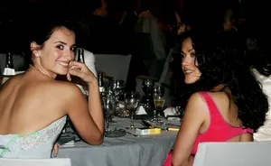 Salma Hayek / salmahayek nude photo #4094